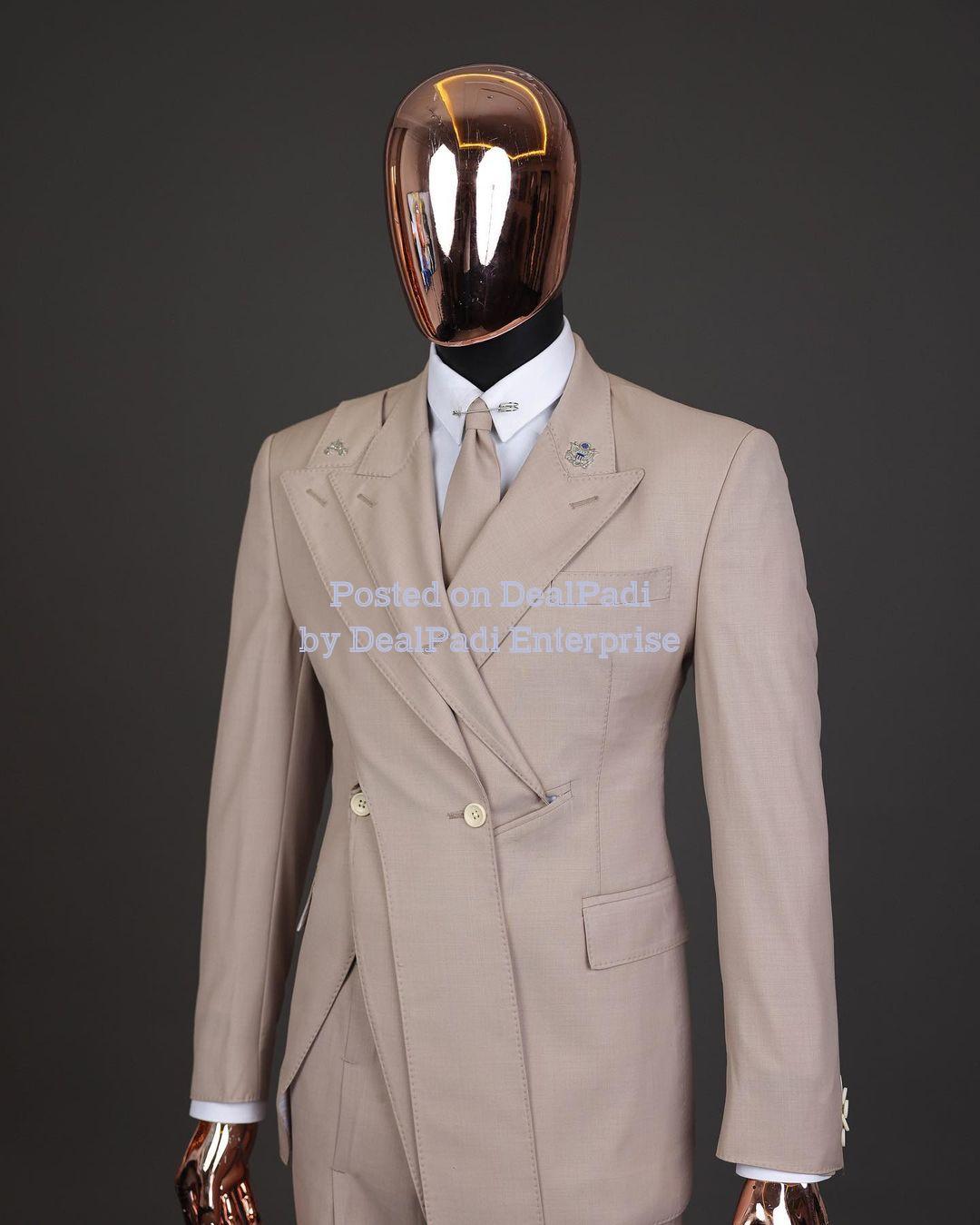 A “Yohji”, 2 buttons, Irish cream, deconstructed